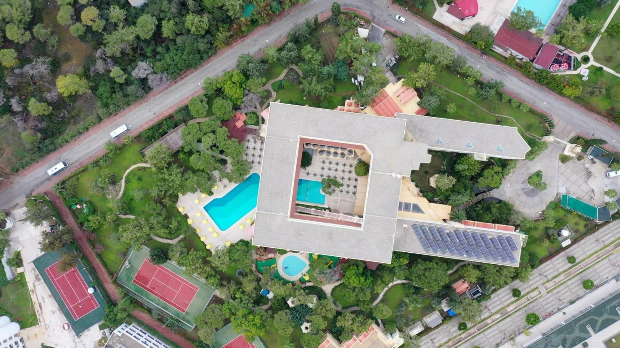 โรงแรมลาบรันดา เอ็กเซลซิเออร์ ไซด์ ซีเด ภายนอก รูปภาพ